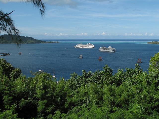 The vakas and the cruise ships, a study in contrasts