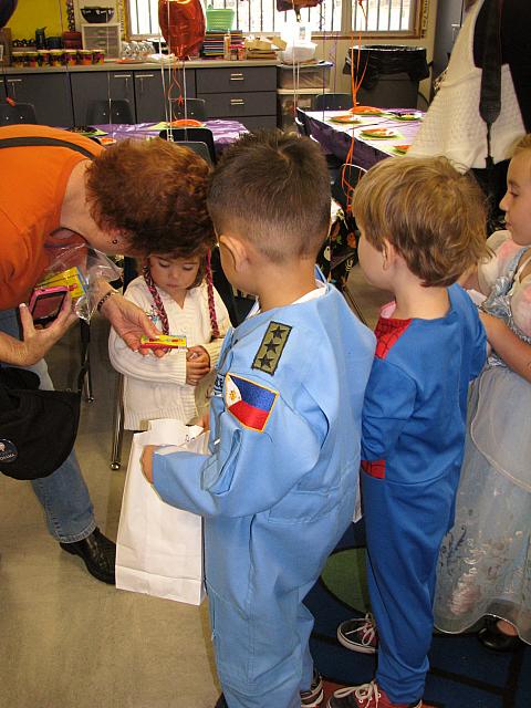 201211CA 028