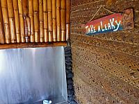 Another view of the men's room...also a Bora Bora 'institution' (no, I did not take the photos in the men's room.... LOL)